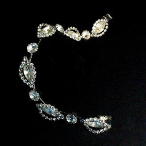Weiss Signed Designer Foiled Back Rhinestone Chaton Crystal Diamante Bracelet